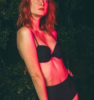 Erine [Redhead] nude