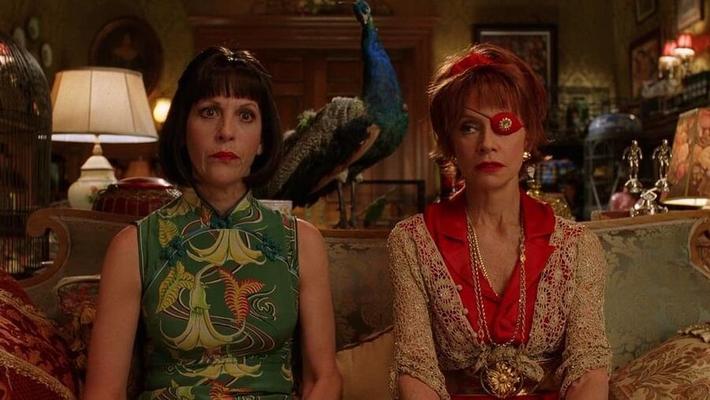 Celebrity Boobs - Ellen Greene