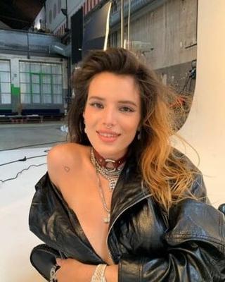Bella Thorne Addiction