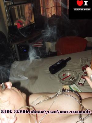 SLUT WATCHING PORN