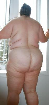 Larger Lasses, Matures and Grannies