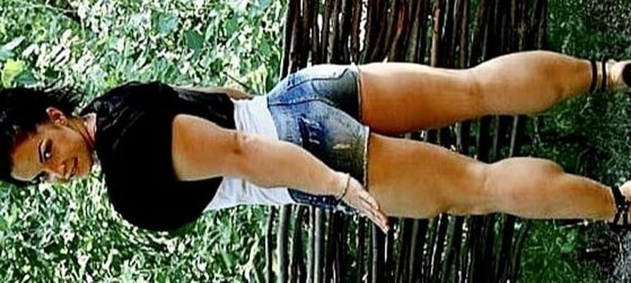 Soles and Calves Up -Dick In Splash Mode