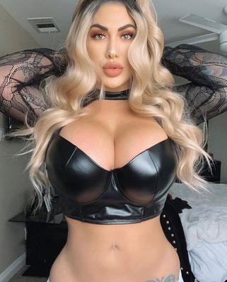 Big Boobs Sexy Girl Ana L