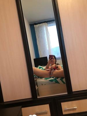 I bought a new mirror so I'm sharing