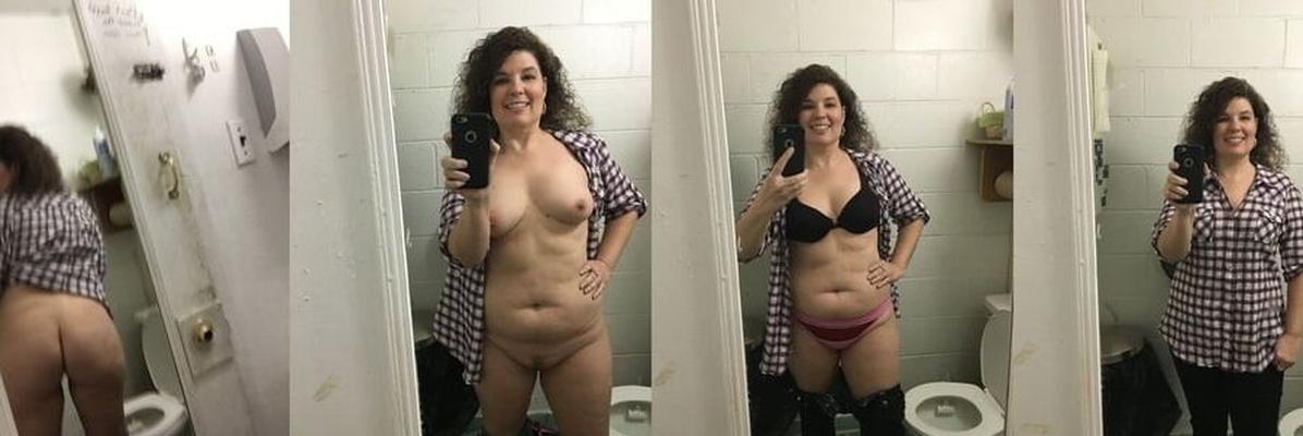 Beautyfull horny wife milf exposed selfie and feet