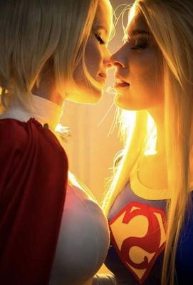 Women Kissing Women