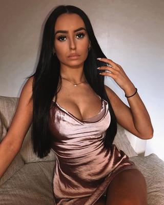 Ellie sexy UK chav slut with stunning body