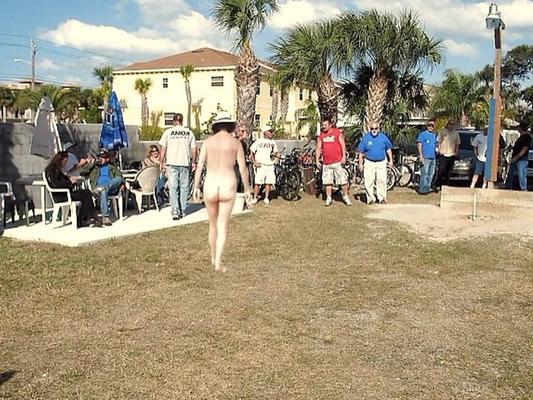 Ban the use of clothing for women in public places