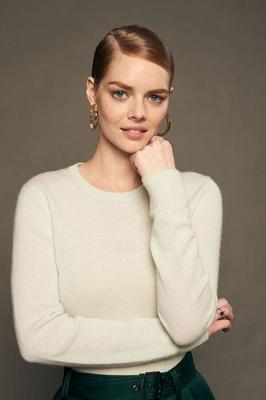 Samara Tissage jolie femme