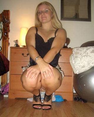 blonde love suck