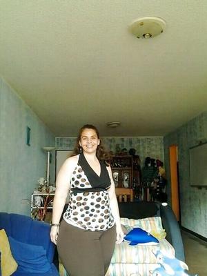 Thick legs Zaida