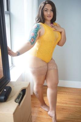 Light Skinned Thick BBW Ebony Stockings Pantyhose