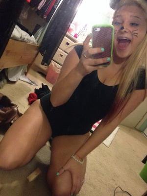 blonde nude and sex