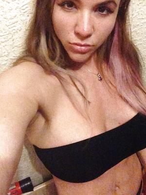 Lick my pussy, tabbyanne blow job and pussy licking