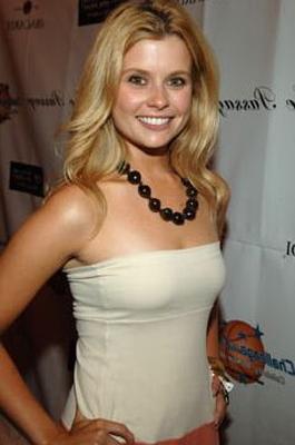 JoAnna Garcia Kate Mara lookalike