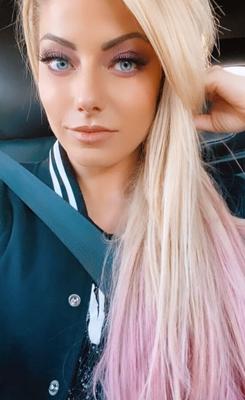 Celebrity Wank Target (Alexa Bliss)