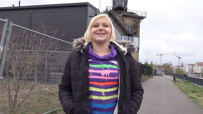 SCOUT ALLEMAND - MINI PICKUP HOTCORE POUR UNE PETITE FILLE ET BAISE À STR