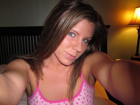 Fotos sexy privadas Lou Nesbit.Lia Louise