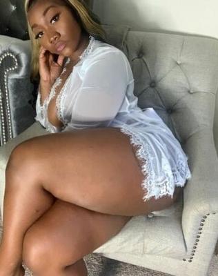 Regan Kay : Thick Sexy