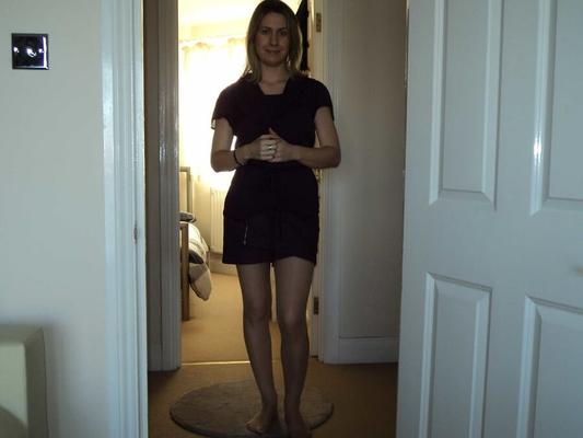 gorgeous uk leggy milf