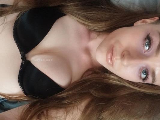 Dahlia Wolf