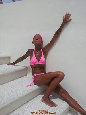 Check My MILF Hot on on the beach - 11 Pics