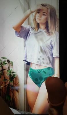 Julia beautx vollgespritz(comment her)German Insta teen Slut