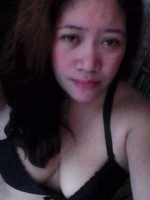 My fb gf from Philippine show me boobs and pussy