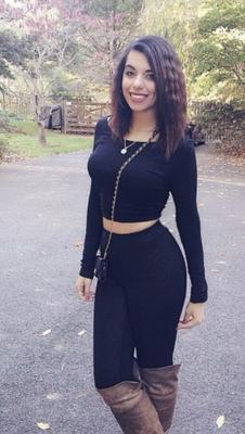 Chica CALIENTE de Maryland