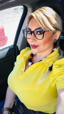 Doctora Chichona Hermosos Pezones, милфа с большими сиськами, горячая зрелая