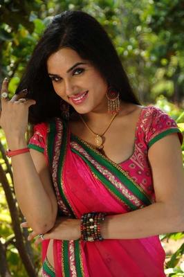 KAVYA SINGH