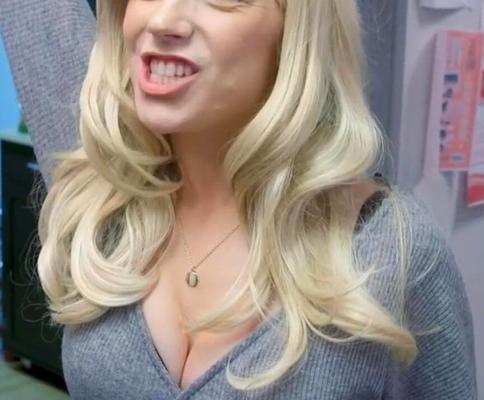 Courtney Miller Hot Pics