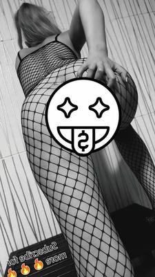 Secret Blondeee Free Photos