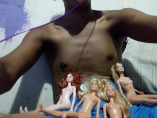 My love for barbie (Bri first time)