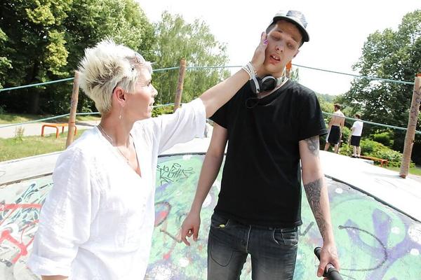 Mature Victoria fucked in public skate park GrandMams.com