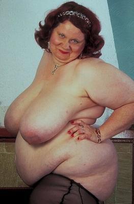 Huge Mature BBW Redhead