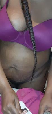BOTTOMLESS MILF ASS