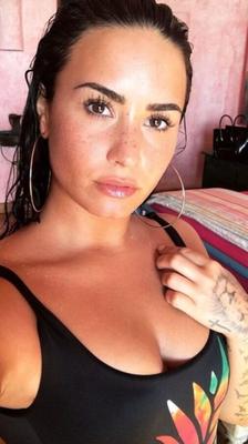 Demi Lovato so hot