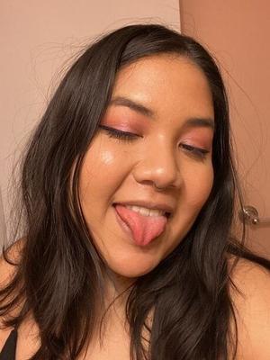 Mignon Latina BBW Ana Paula