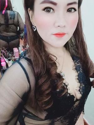Sexy big boobs girl