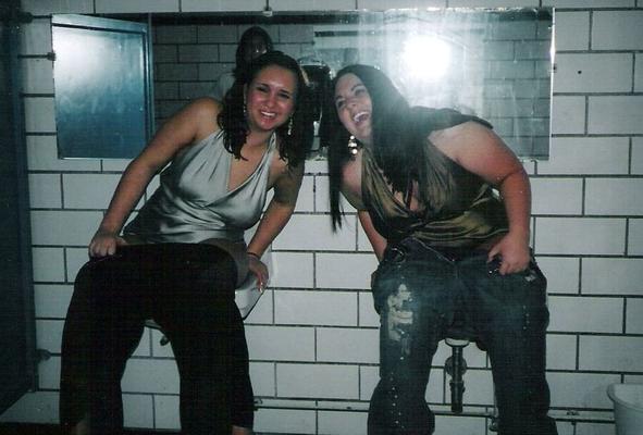 Des pisseuses