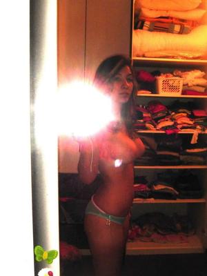 Grandes chichotas al espejo