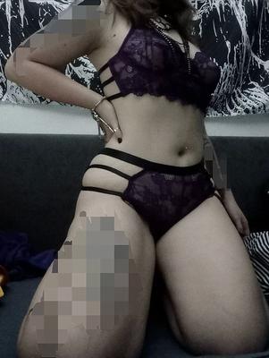 Young girl in slutty purple lingerie - 23 Pics
