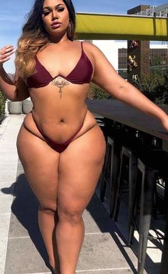 curvy and thickk