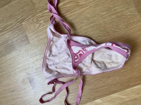 Thong string panties