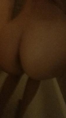 Latina Shower Selfies