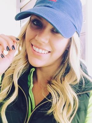 Sexy amateur blonde Kylee is hot--and she knows it