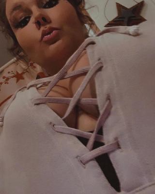 SEXY AS CAN BE! - 16 Pics