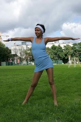 Marie Crossdresser In some super sheer shiny pantyhose