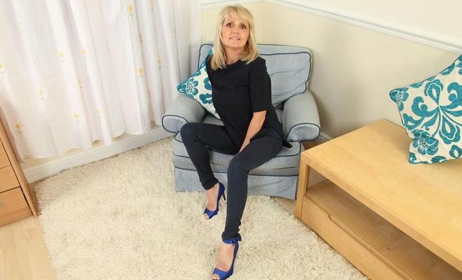 Petite Blonde GILF Posing
